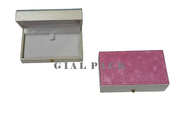 ΠΑΙΔΙΚΟ ΚΟΥΤΙ ΓΙΑ ΤΑΥΤΟΤΗΤΑ ΔΕΡΜΑΤΙΝΟ